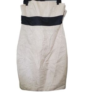 Kay Unger NWT Women's Strapless Quilted Cream Silk Dress with‎ Black Bow